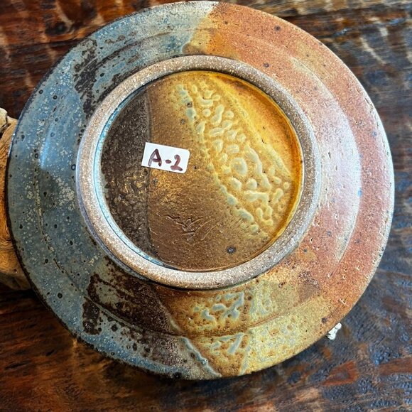 Rustic Vintage Studio Pottery Plate 8.5 - Picture 2 of 6